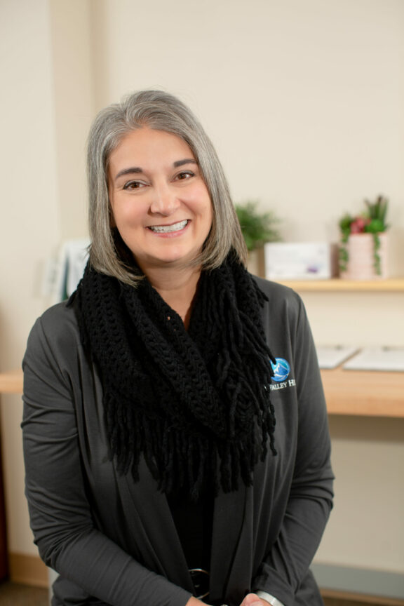 Frontline-Employee-DeAnna